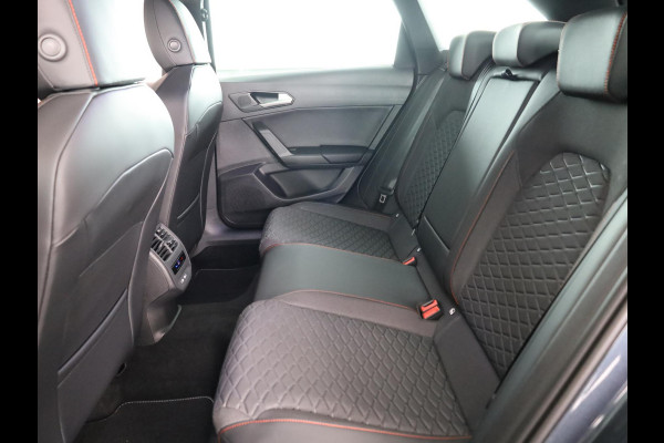 Seat Leon Sportstourer 1.5 TSI e-Hybrid Style Business Intense 204pk | Trekhaak | Safe & Drive | 18 inch velgen | Black Pack |