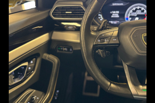 Lamborghini Urus 4.0 V8 NAP / Keramisch / B&O 3D / Carbon / Alcantara / Massage / Night vision / Pano