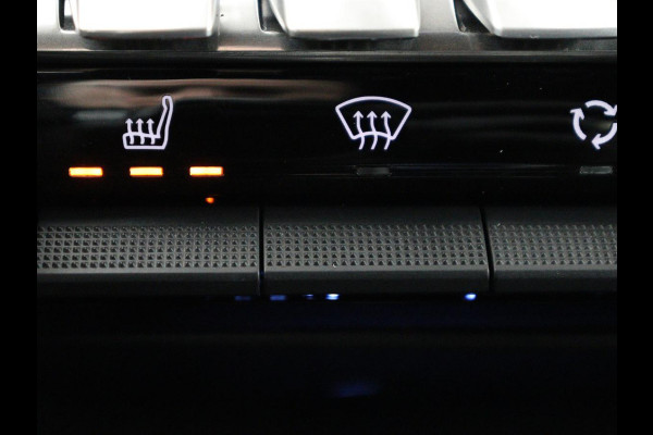 Peugeot 3008 1.6 PureTech GT | Massage | Adaptive cruise | Trekhaak afneembaar | Leder | Full LED | 360 Camera | Carplay | Stoelverwarming