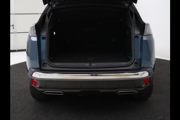 Peugeot 3008 1.6 PureTech GT | Massage | Adaptive cruise | Trekhaak afneembaar | Leder | Full LED | 360 Camera | Carplay | Stoelverwarming