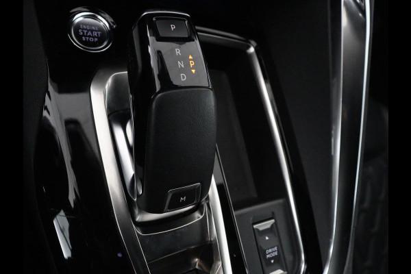 Peugeot 3008 1.6 PureTech GT | Massage | Adaptive cruise | Trekhaak afneembaar | Leder | Full LED | 360 Camera | Carplay | Stoelverwarming