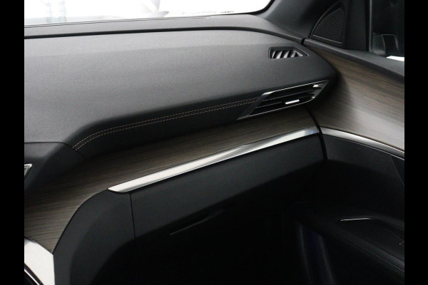 Peugeot 3008 1.6 PureTech GT | Massage | Adaptive cruise | Trekhaak afneembaar | Leder | Full LED | 360 Camera | Carplay | Stoelverwarming