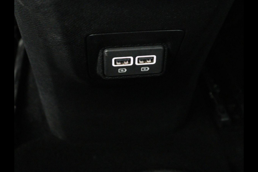 Peugeot 3008 1.6 PureTech GT | Massage | Adaptive cruise | Trekhaak afneembaar | Leder | Full LED | 360 Camera | Carplay | Stoelverwarming