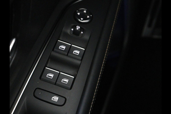 Peugeot 3008 1.6 PureTech GT | Massage | Adaptive cruise | Trekhaak afneembaar | Leder | Full LED | 360 Camera | Carplay | Stoelverwarming