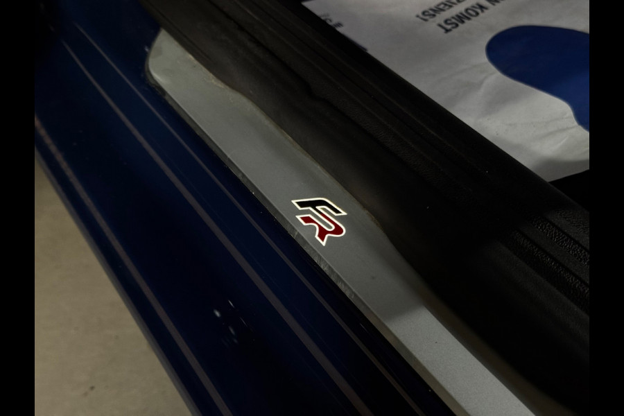 Seat Leon 1.5 TSI FR Business Intense PANO|BEATS AUDIO|ACC|FULL LED|AMBIENT|18 INCH