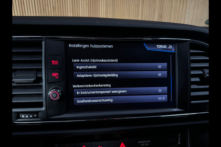 Seat Leon 1.5 TSI FR Business Intense PANO|BEATS AUDIO|ACC|FULL LED|AMBIENT|18 INCH