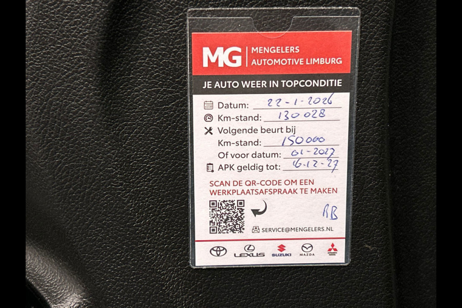 Mitsubishi Outlander 2.4 PHEV Instyle | Origineel NL| Pano/Dak | Keyless | Adaptieve Cruise | Trekhaak | Stuur/Stoelverwarming |