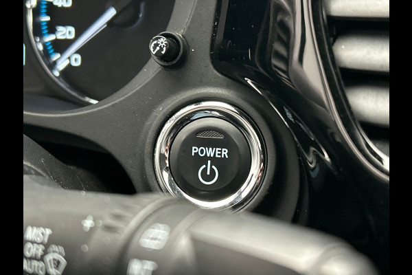 Mitsubishi Outlander 2.4 PHEV Instyle | Origineel NL| Pano/Dak | Keyless | Adaptieve Cruise | Trekhaak | Stuur/Stoelverwarming |