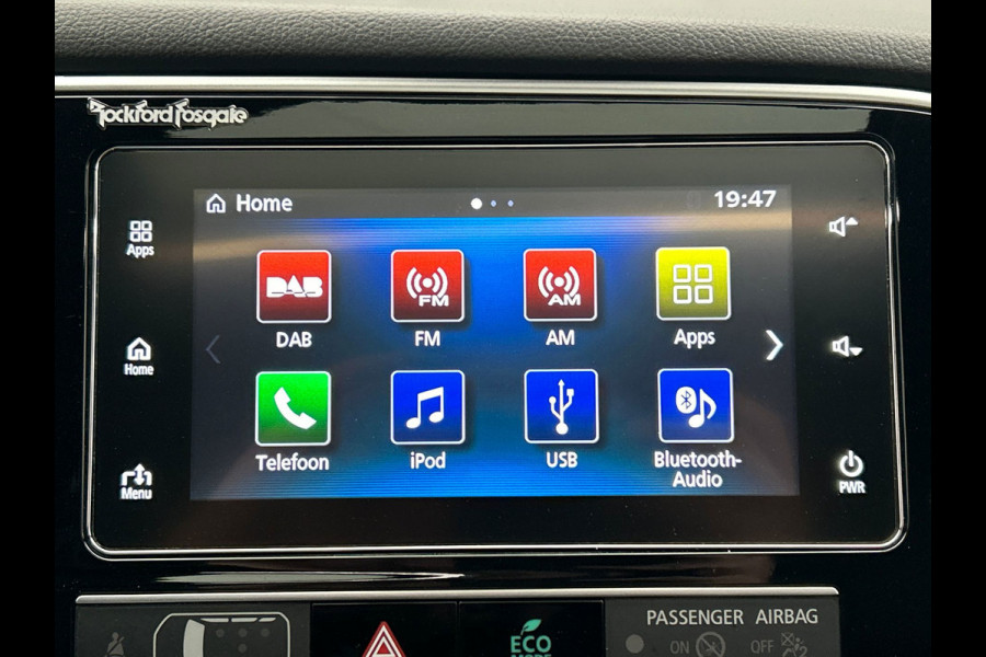 Mitsubishi Outlander 2.4 PHEV Instyle | Origineel NL| Pano/Dak | Keyless | Adaptieve Cruise | Trekhaak | Stuur/Stoelverwarming |