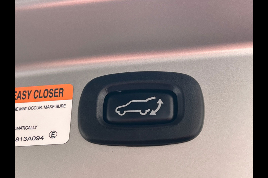 Mitsubishi Outlander 2.4 PHEV Instyle | Origineel NL| Pano/Dak | Keyless | Adaptieve Cruise | Trekhaak | Stuur/Stoelverwarming |