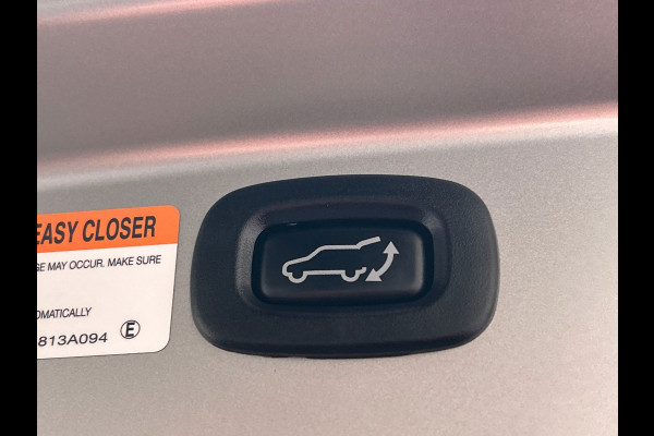 Mitsubishi Outlander 2.4 PHEV Instyle | Origineel NL| Pano/Dak | Keyless | Adaptieve Cruise | Trekhaak | Stuur/Stoelverwarming |