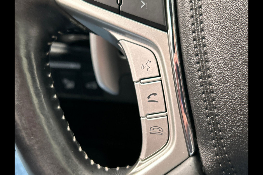 Mitsubishi Outlander 2.4 PHEV Instyle | Origineel NL| Pano/Dak | Keyless | Adaptieve Cruise | Trekhaak | Stuur/Stoelverwarming |