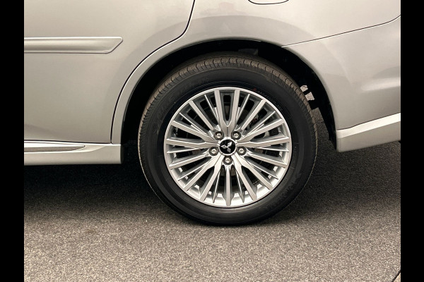 Mitsubishi Outlander 2.4 PHEV Instyle | Origineel NL| Pano/Dak | Keyless | Adaptieve Cruise | Trekhaak | Stuur/Stoelverwarming |