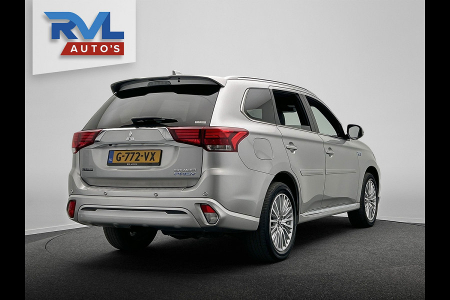 Mitsubishi Outlander 2.4 PHEV Instyle | Origineel NL| Pano/Dak | Keyless | Adaptieve Cruise | Trekhaak | Stuur/Stoelverwarming |