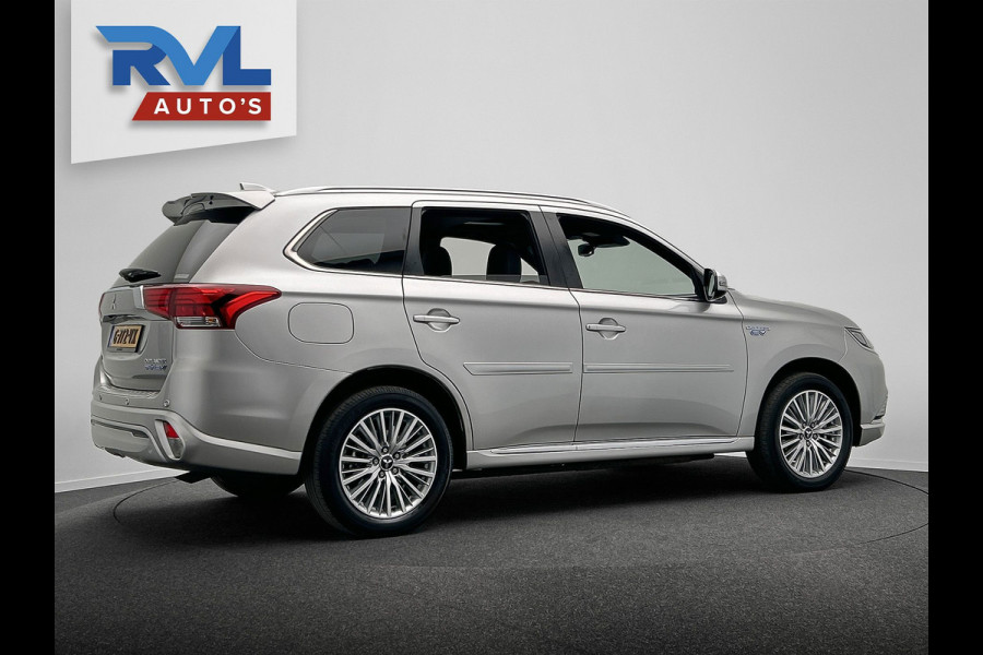 Mitsubishi Outlander 2.4 PHEV Instyle | Origineel NL| Pano/Dak | Keyless | Adaptieve Cruise | Trekhaak | Stuur/Stoelverwarming |
