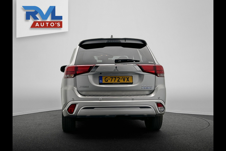 Mitsubishi Outlander 2.4 PHEV Instyle | Origineel NL| Pano/Dak | Keyless | Adaptieve Cruise | Trekhaak | Stuur/Stoelverwarming |