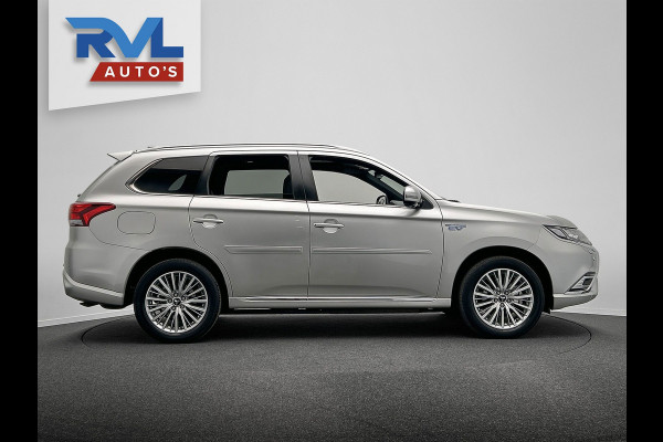 Mitsubishi Outlander 2.4 PHEV Instyle | Origineel NL| Pano/Dak | Keyless | Adaptieve Cruise | Trekhaak | Stuur/Stoelverwarming |