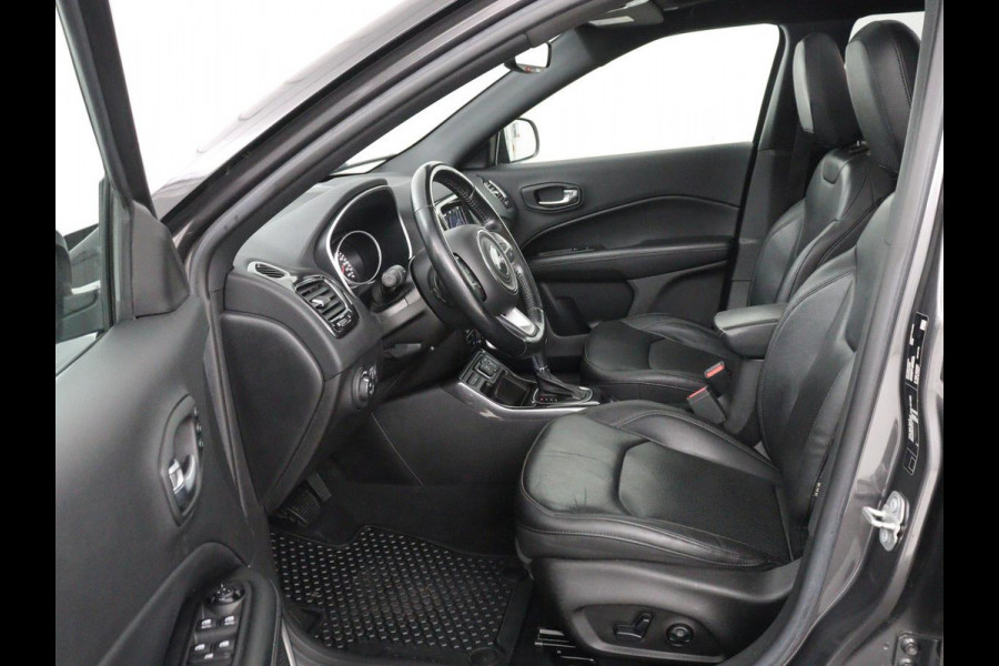 Jeep Compass 1.3T S | Panoramadak | Leder | Stoel & Stuurverwarming | Cruise Control | Trekhaak afneembaar | Navigatie | Carplay | Camera