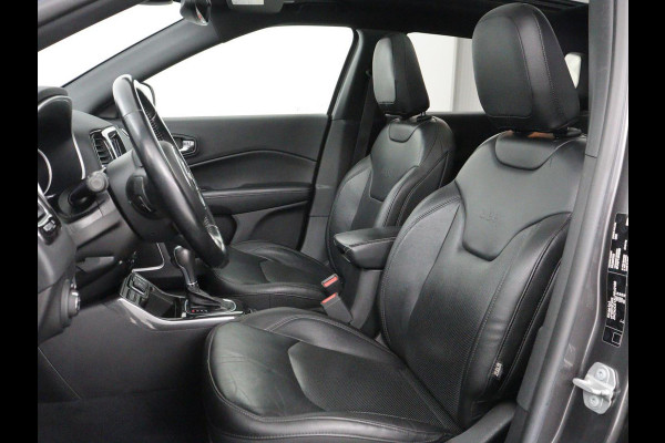 Jeep Compass 1.3T S | Panoramadak | Leder | Stoel & Stuurverwarming | Cruise Control | Trekhaak afneembaar | Navigatie | Carplay | Camera