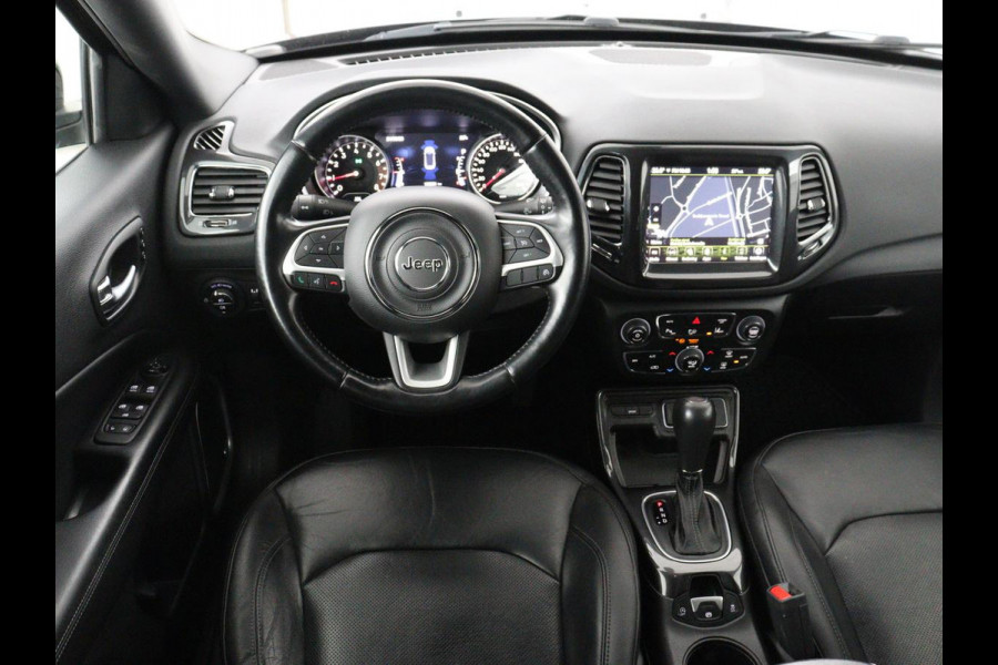Jeep Compass 1.3T S | Panoramadak | Leder | Stoel & Stuurverwarming | Cruise Control | Trekhaak afneembaar | Navigatie | Carplay | Camera