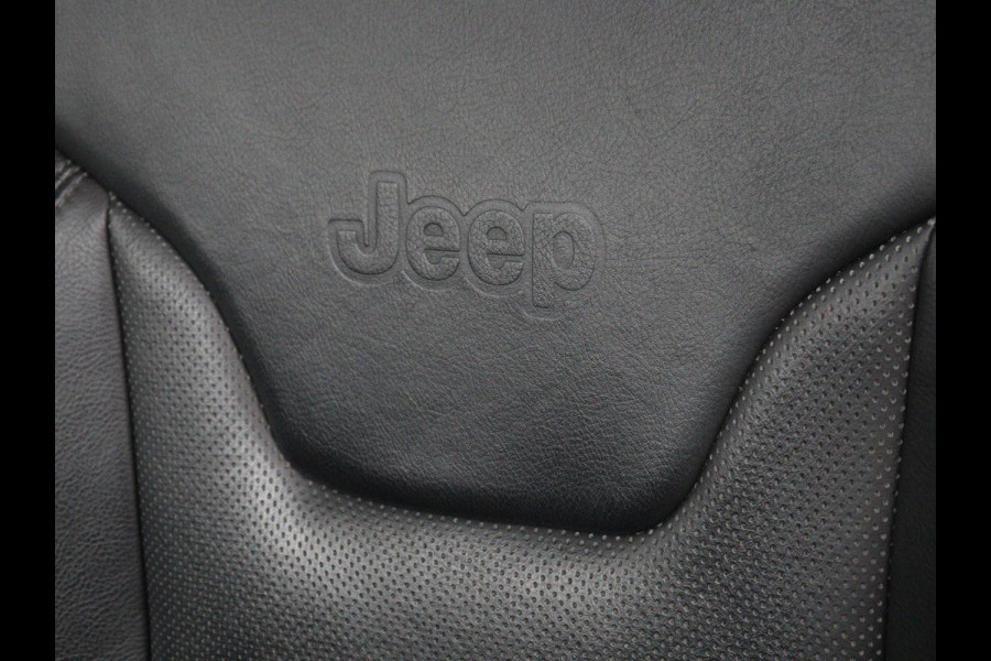 Jeep Compass 1.3T S | Panoramadak | Leder | Stoel & Stuurverwarming | Cruise Control | Trekhaak afneembaar | Navigatie | Carplay | Camera