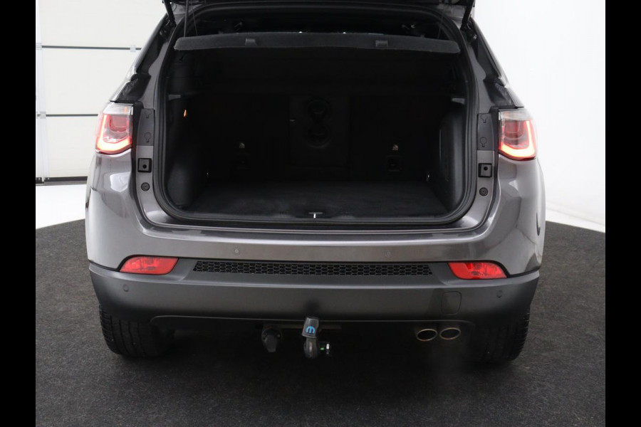 Jeep Compass 1.3T S | Panoramadak | Leder | Stoel & Stuurverwarming | Cruise Control | Trekhaak afneembaar | Navigatie | Carplay | Camera