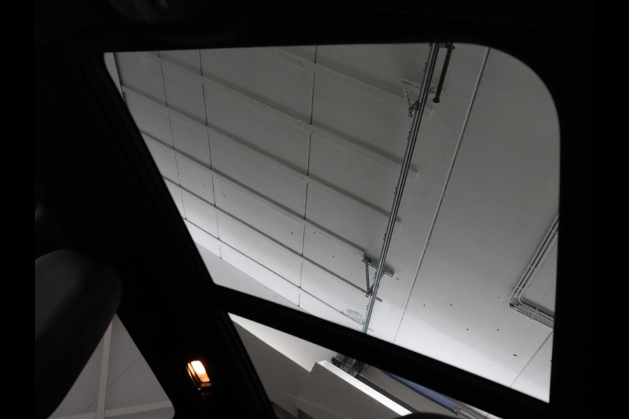 Jeep Compass 1.3T S | Panoramadak | Leder | Stoel & Stuurverwarming | Cruise Control | Trekhaak afneembaar | Navigatie | Carplay | Camera