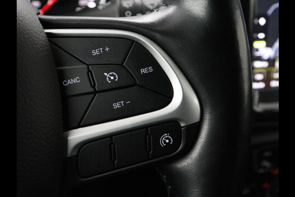 Jeep Compass 1.3T S | Panoramadak | Leder | Stoel & Stuurverwarming | Cruise Control | Trekhaak afneembaar | Navigatie | Carplay | Camera