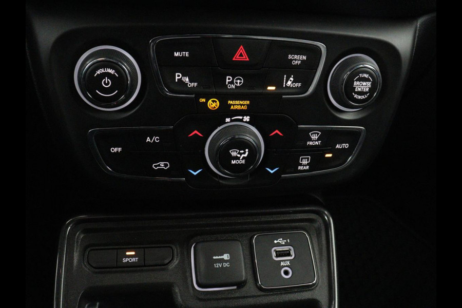 Jeep Compass 1.3T S | Panoramadak | Leder | Stoel & Stuurverwarming | Cruise Control | Trekhaak afneembaar | Navigatie | Carplay | Camera