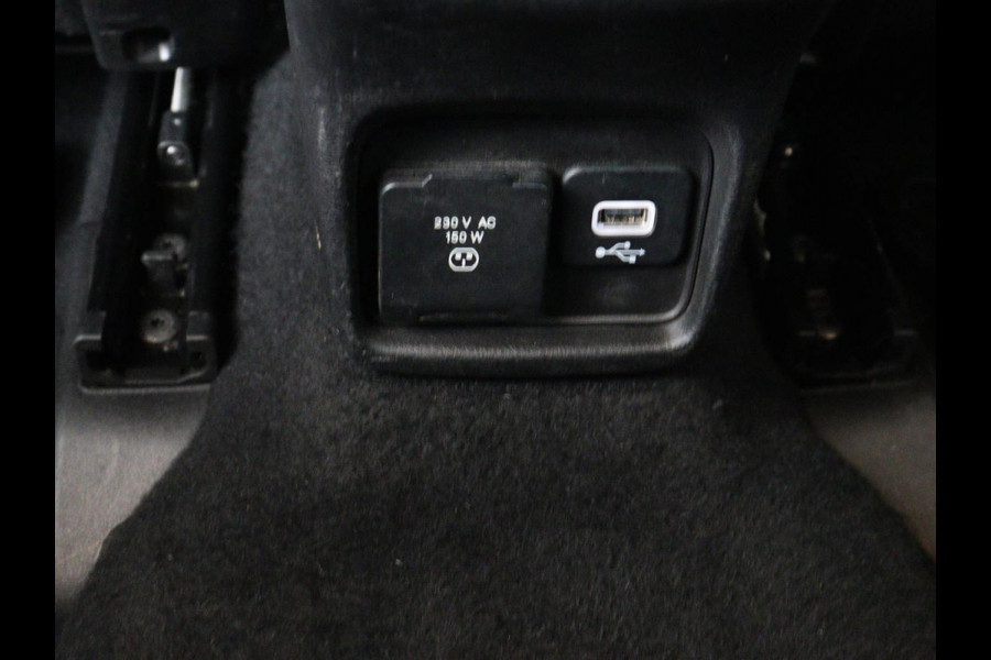 Jeep Compass 1.3T S | Panoramadak | Leder | Stoel & Stuurverwarming | Cruise Control | Trekhaak afneembaar | Navigatie | Carplay | Camera