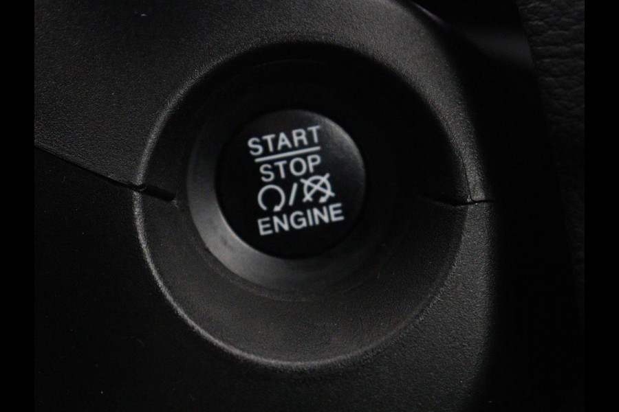 Jeep Compass 1.3T S | Panoramadak | Leder | Stoel & Stuurverwarming | Cruise Control | Trekhaak afneembaar | Navigatie | Carplay | Camera