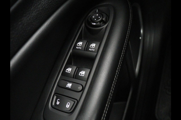 Jeep Compass 1.3T S | Panoramadak | Leder | Stoel & Stuurverwarming | Cruise Control | Trekhaak afneembaar | Navigatie | Carplay | Camera