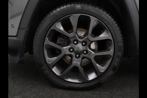 Jeep Compass 1.3T S | Panoramadak | Leder | Stoel & Stuurverwarming | Cruise Control | Trekhaak afneembaar | Navigatie | Carplay | Camera