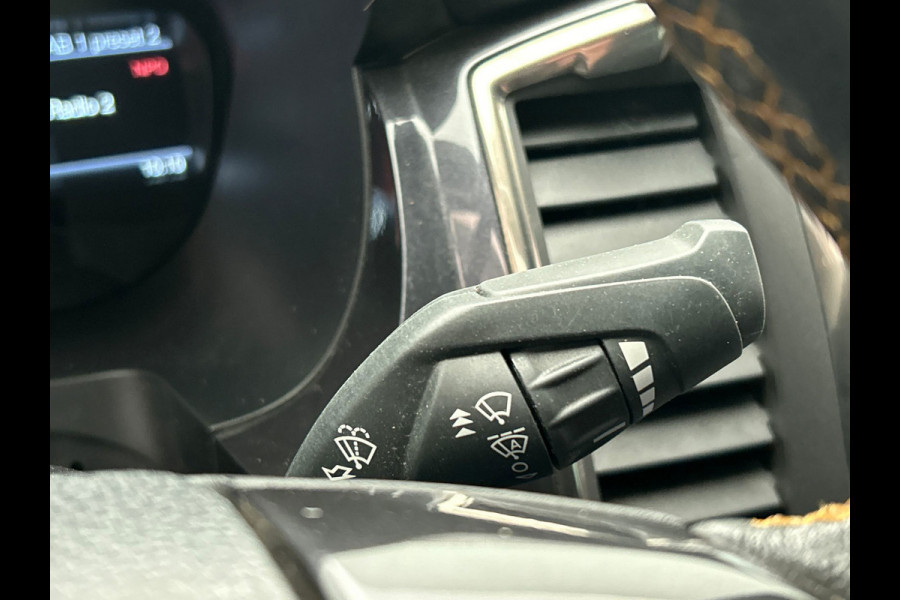 Ford Ranger 2.0 EcoBlue Wildtrak Supercab | Origineel NL | 1e Eigenaar | Stoelverwarming | Carplay | Camera | Trekhaak |
