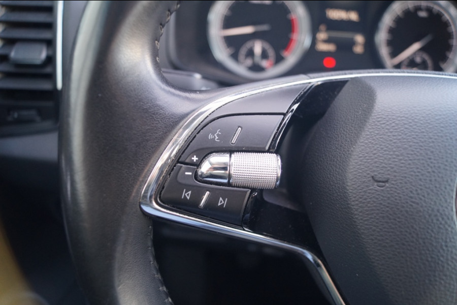 Škoda Karoq 1.0 TSI 110pk Business Edition Plus -NAVI-ECC-CAM-ACC-