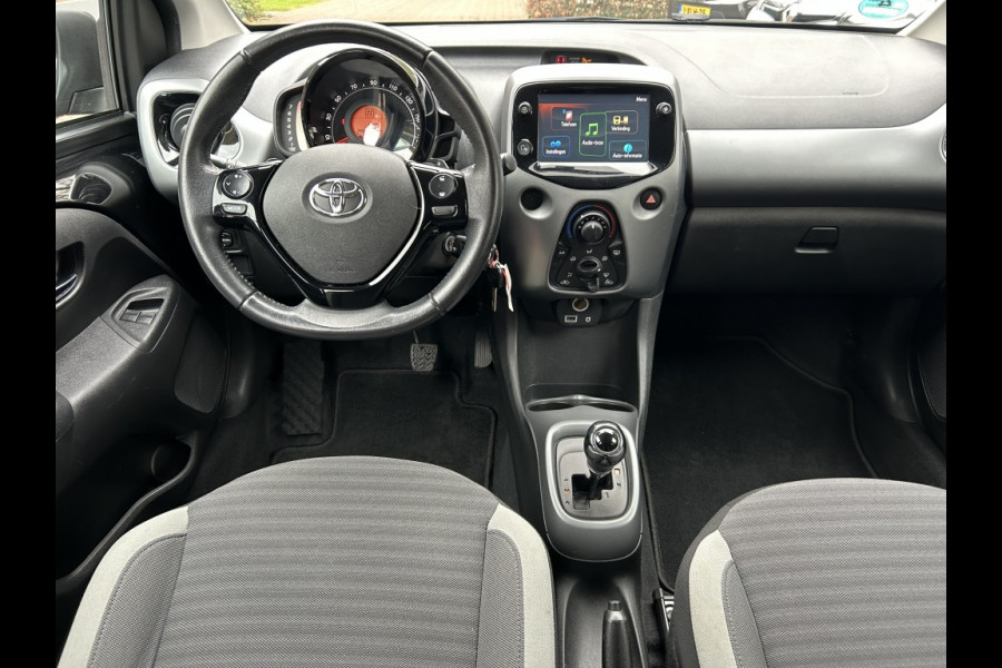 Toyota Aygo 1.0 VVT-i Automaat x-play Airco, Camera, Carplay