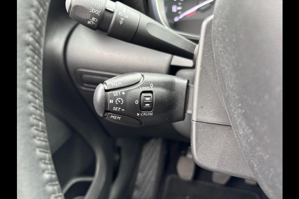 Citroën C3 Aircross 1.2 PureTech Feel | Comfort stoelen met leder | Trekhaak | Rijklaar incl 12 maanden garantie |