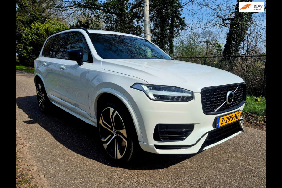 Volvo XC90 2.0 T8 Recharge AWD R-Design . 22 inch . Camera