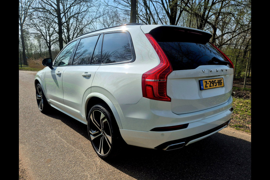Volvo XC90 2.0 T8 Recharge AWD R-Design . 22 inch . Camera