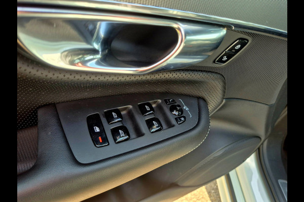 Volvo XC90 2.0 T8 Recharge AWD R-Design . 22 inch . Camera