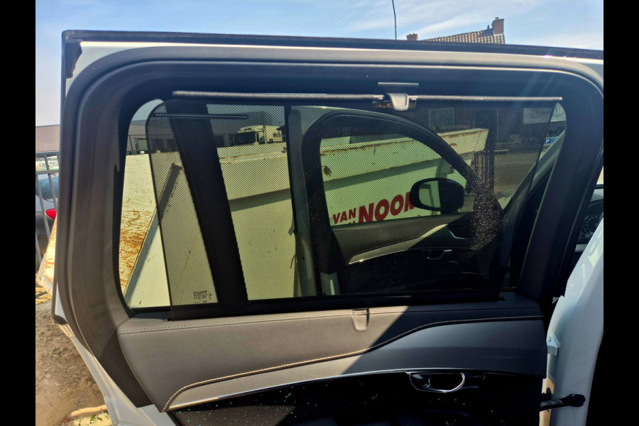 Volvo XC90 2.0 T8 Recharge AWD R-Design . 22 inch . Camera