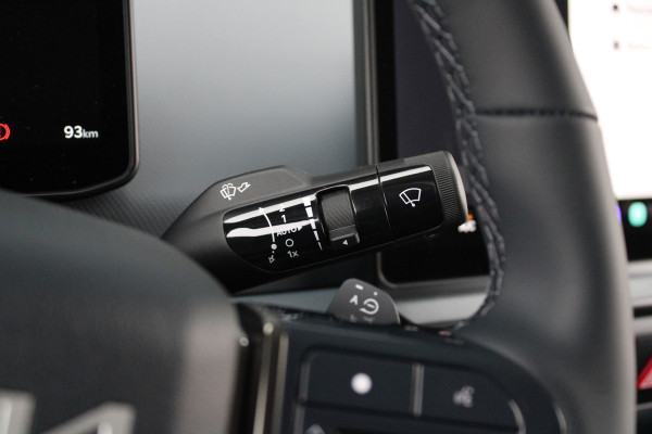 Kia PV5 L2H1 Essential 71.2 kWh 164pk - Stoel/Stuurverwarming - Keyless - V2L - Camera - ACC met stuurhulp - Rijklaar