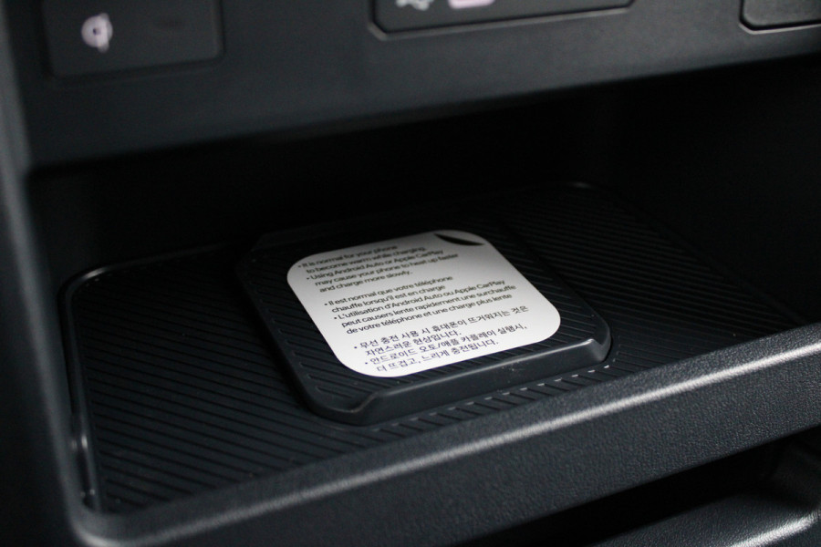 Kia PV5 L2H1 Essential 71.2 kWh 164pk - Stoel/Stuurverwarming - Keyless - V2L - Camera - ACC met stuurhulp - Rijklaar