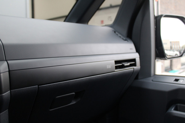 Kia PV5 L2H1 Essential 71.2 kWh 164pk - Stoel/Stuurverwarming - Keyless - V2L - Camera - ACC met stuurhulp - Rijklaar