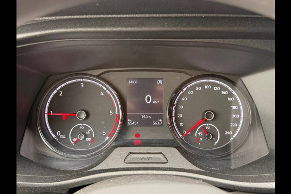 Volkswagen Transporter 2.0 TDI 110PK L2H1 / Trekhaak / App connect / Cruise / 3 zits