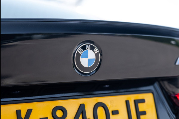 BMW 3-serie M340i xDrive Executive Edition NL Auto I NAP I Live Cockpit Professional I Dealeronderhouden I Zeer netjes