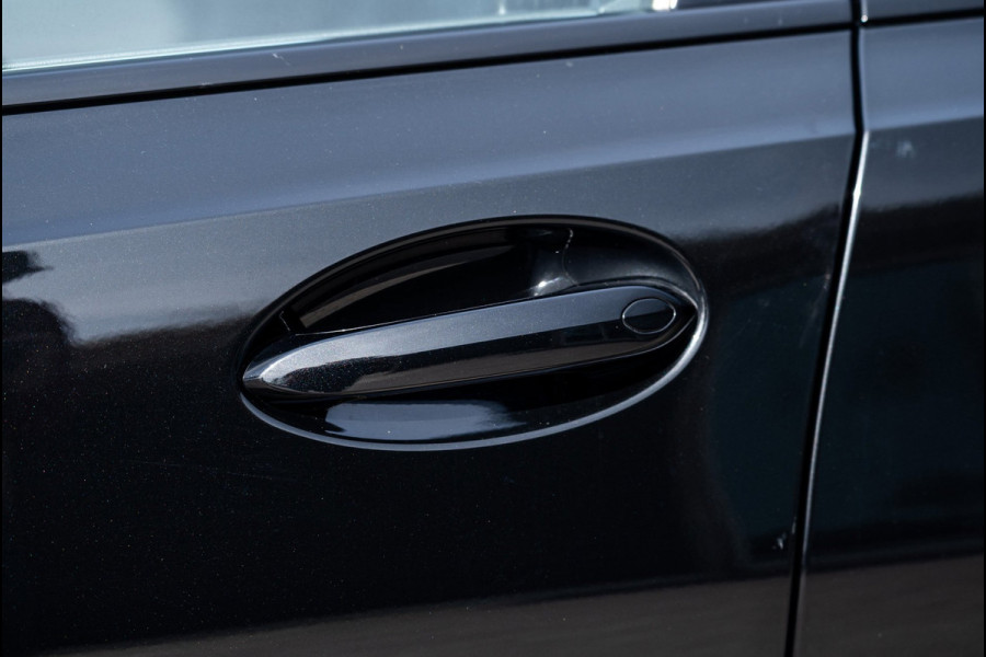 BMW 3-serie M340i xDrive Executive Edition NL Auto I NAP I Live Cockpit Professional I Dealeronderhouden I Zeer netjes