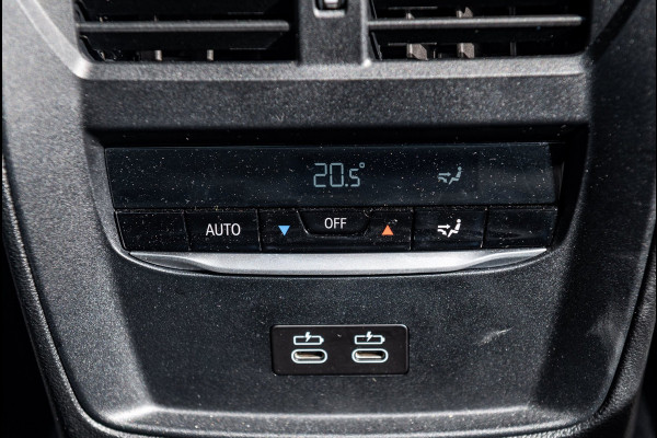 BMW 3-serie M340i xDrive Executive Edition NL Auto I NAP I Live Cockpit Professional I Dealeronderhouden I Zeer netjes