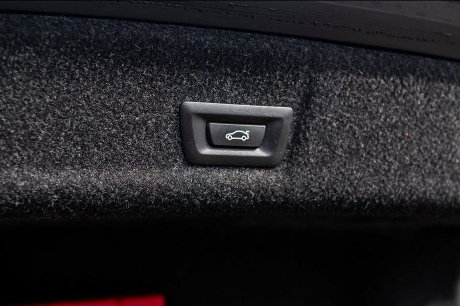 BMW 3-serie M340i xDrive Executive Edition NL Auto I NAP I Live Cockpit Professional I Dealeronderhouden I Zeer netjes