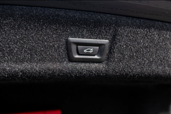 BMW 3-serie M340i xDrive Executive Edition NL Auto I NAP I Live Cockpit Professional I Dealeronderhouden I Zeer netjes